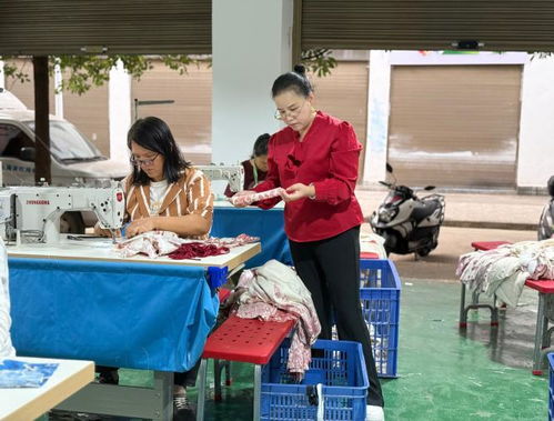 云南红河县 新材料技术研发引领家门口就业 车间里忙增收